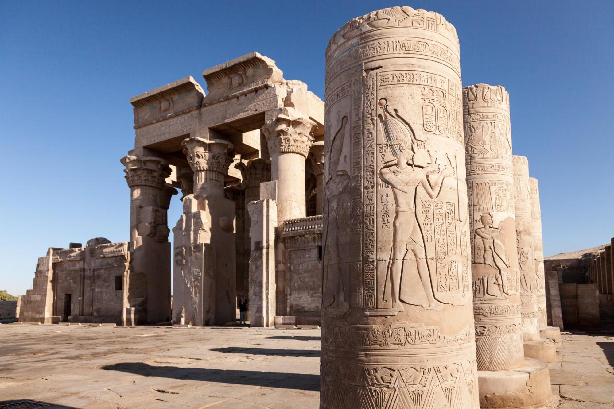 Moevenpick Royal Lily Nile Cruise, Every Monday Four Nights From Luxor, Every Friday Three Nights From Aswan - Including Excursions & Sightseeing Kültér fotó