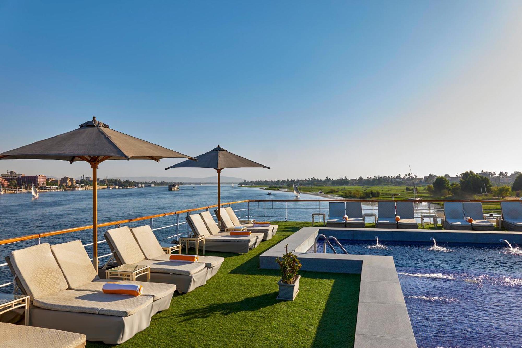 Moevenpick Royal Lily Nile Cruise, Every Monday Four Nights From Luxor, Every Friday Three Nights From Aswan - Including Excursions & Sightseeing Kültér fotó